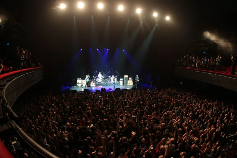 konser salonlari – paris olympia – mirror.co.uk