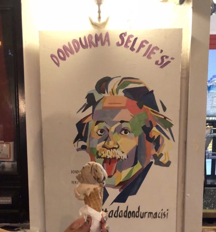 Ada Dondurmacısı