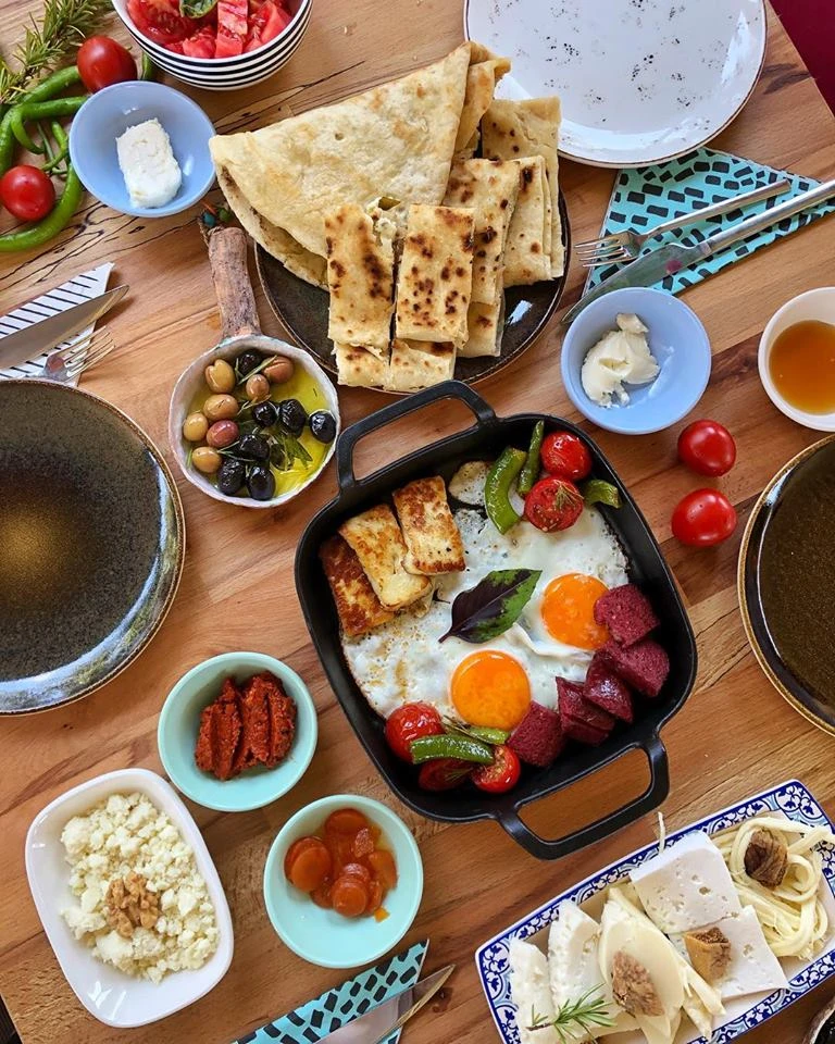 BOTANİK KAHVALTI