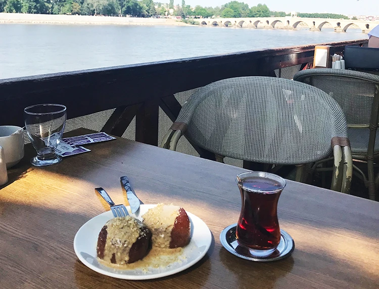 Lalezar Hayrabolu Tatlısı