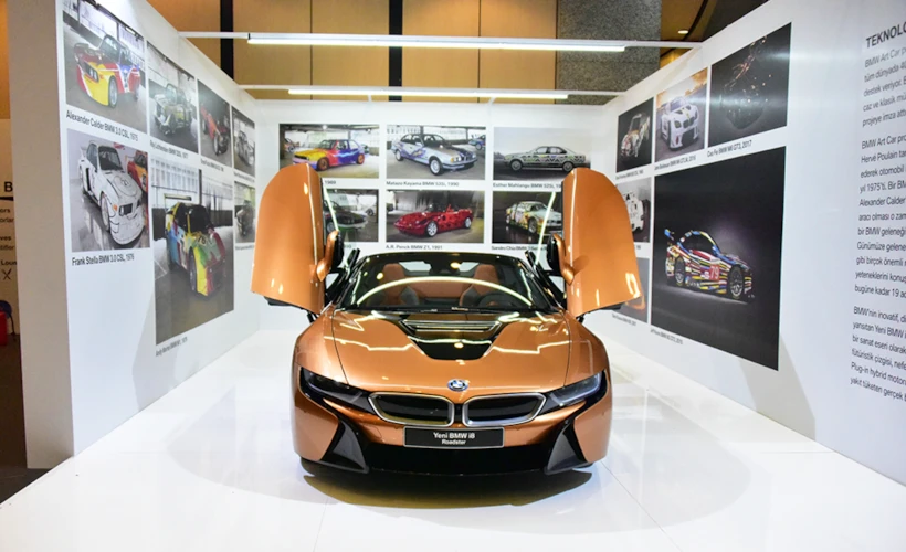 Contemporary İstanbul 2018 ve Yeni BMW i8 Roadster