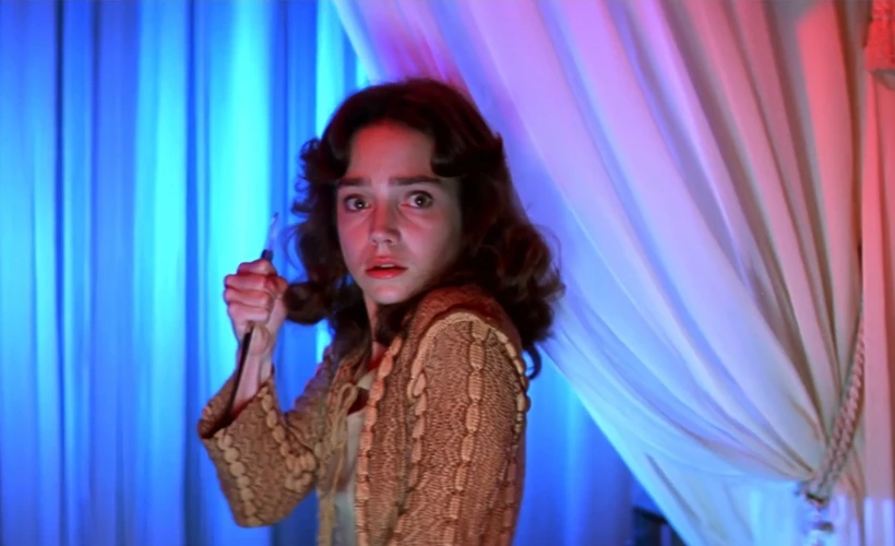 Güzel Masum Kız ve Masalların Cinsiyet Hiyerarşisi: Suspiria