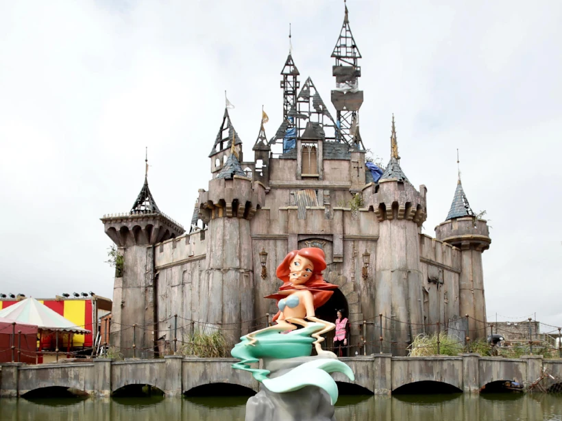 dismaland-landov-011