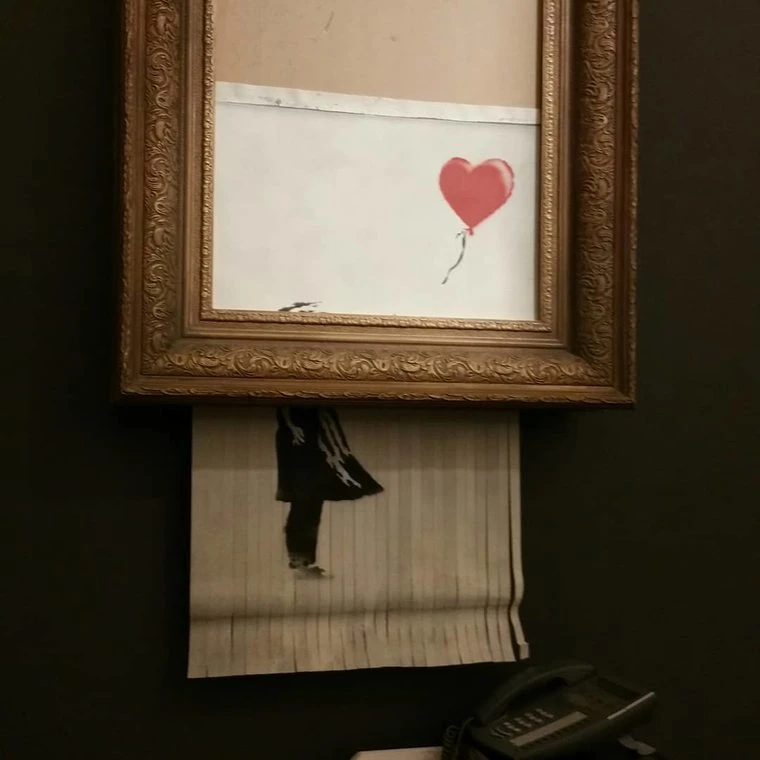 banksy – kendini imha eden eser