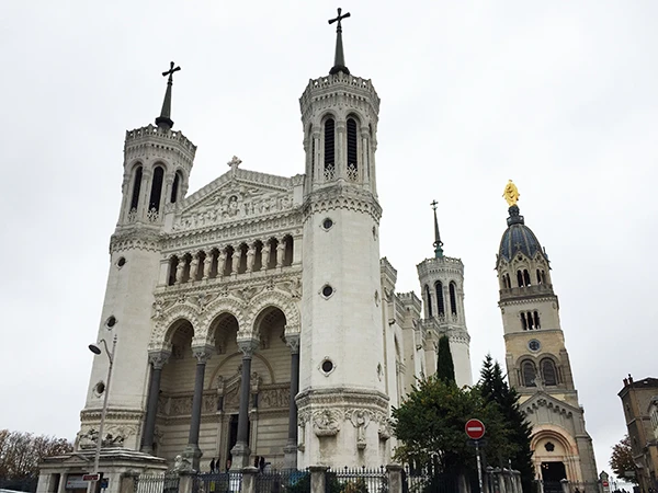 Eski Lyon