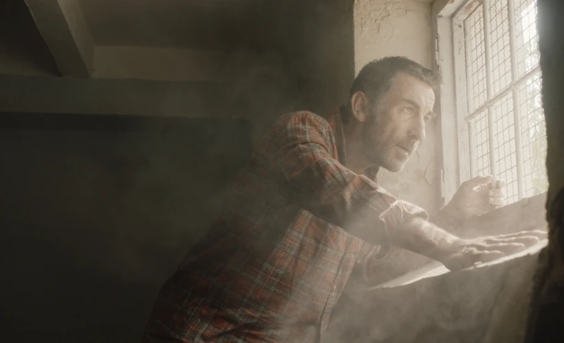 A Twelve Year Night: Sarsıcı Bir Öykü