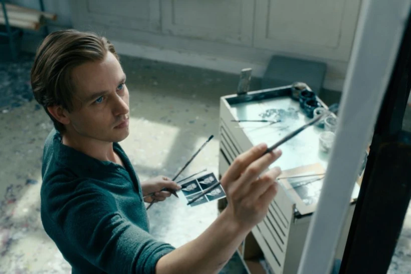 never look away