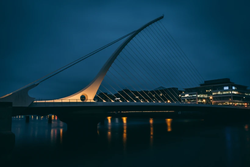 dublin – samuel beckett bridge – cathal mac an bheatha