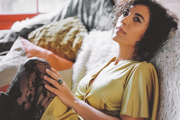Julia Biel: İngiltere'de Cazın Yükselen Yıldızı