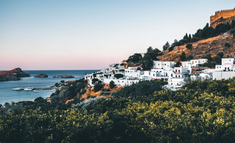 Bayramda Yollarda: Puglia'dan Rodos'a Bayram Rotaları