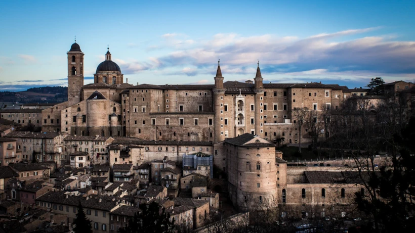 italya tarihi yerler – urbino – erasmusu.com