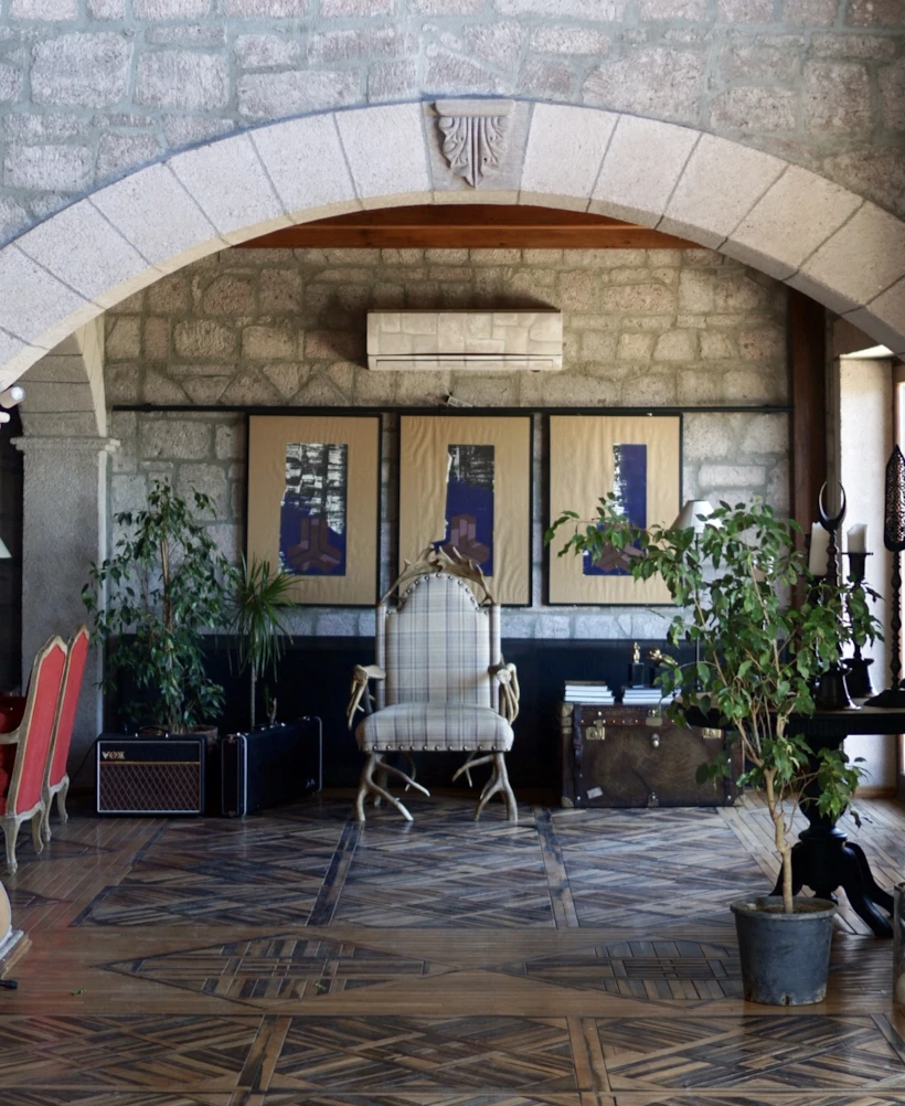 Simurg Inn