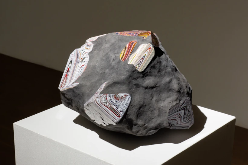 Agnieszka Kurant, Post-Fordit 3, 2019 | Fotoğraf: Behram Evlice