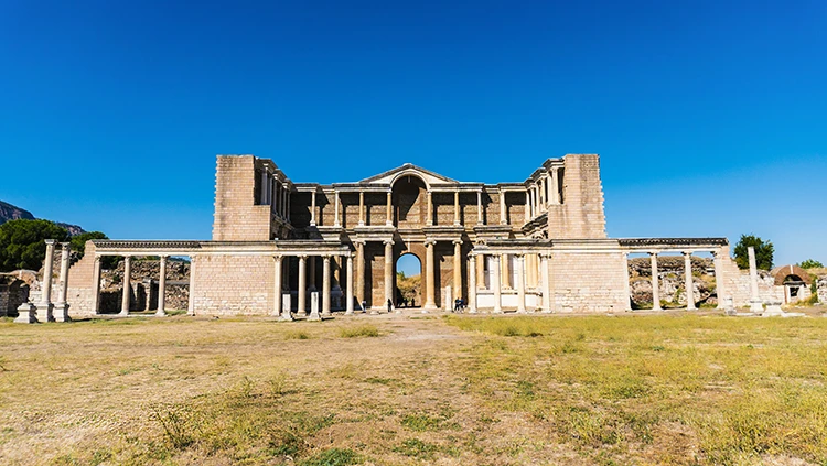 Bir Bağ Bozumu Hikayesi: Pendore Bağları ve Ardından Sardes