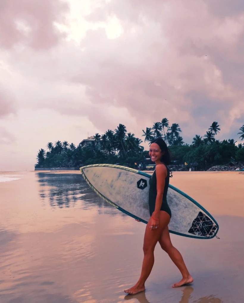Sisters Away: Sri Lanka'dan Haberlerimiz Var!