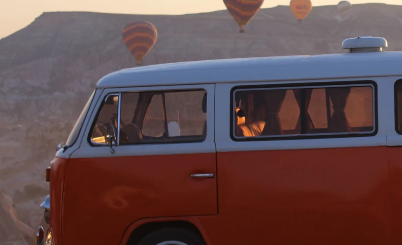 Kapadokya’da Balon Turu: Masalsı Bir Gün Doğumu Deneyimi
