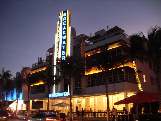 Breakwater Hotel