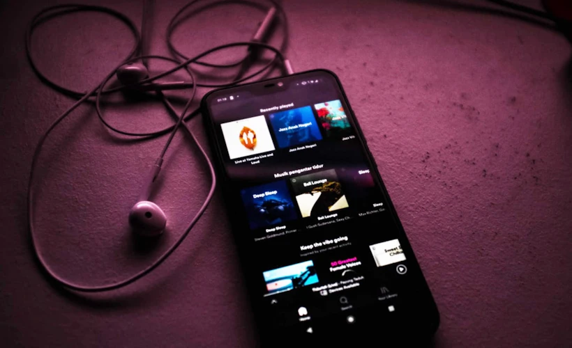 Yolda Kaliteli Zaman Geçirin: Podcast Ve Program Listem
