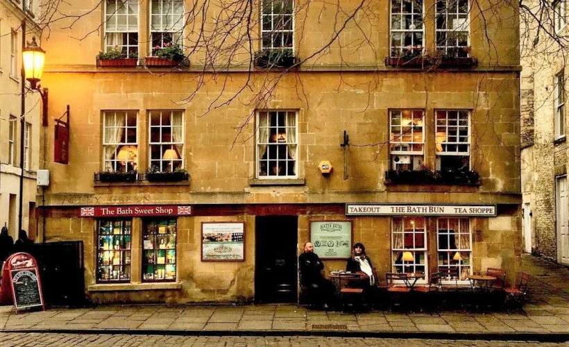 The Bath Bun Tea Shoppe: İngiltere'nin Tarihi Çay Dükkanı