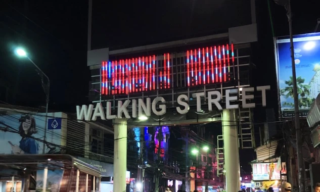 Walking Street Başlangıcı