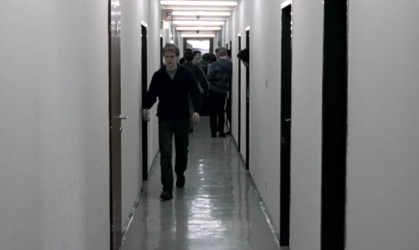 71 Fragments of a Chronology of Chance (1994, Michael Haneke)