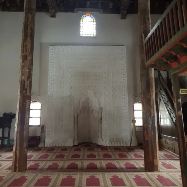 Çivisiz Cami