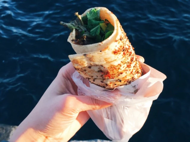 Balık Dürüm: Karaköy’de Bir Sokak Lezzeti