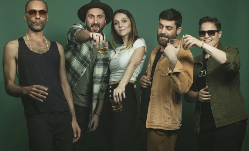 On Fade: #theirishspirit'i Yaşatan Müzik Grubuyla Röportaj