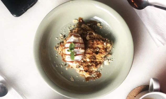 Elmalı Crumble