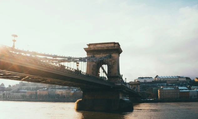 Chain Bridge 