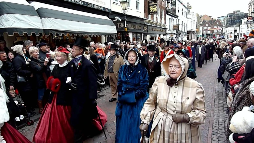 Dickensian Chrsitmas Fest, Kostüm Giyebileceğiniz Festivaller