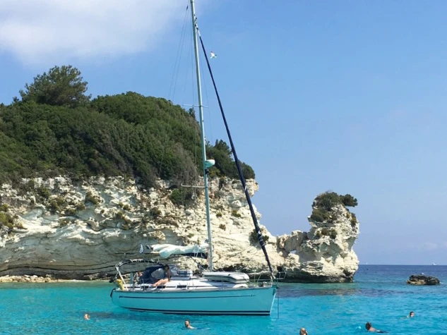 Paxos: Yunan Mitolojisi İzinde Küçük Bir İyonya Adası