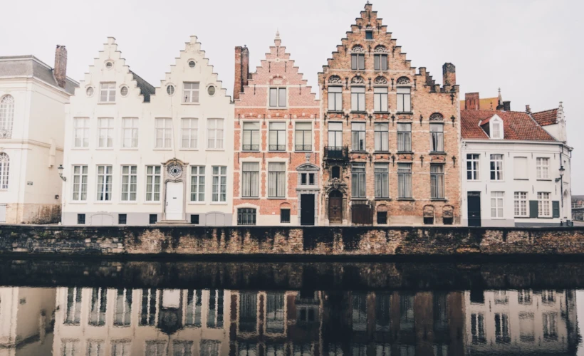 Brugge: Belçika'da Bir Orta Çağ Şehrinden Gezi Notları