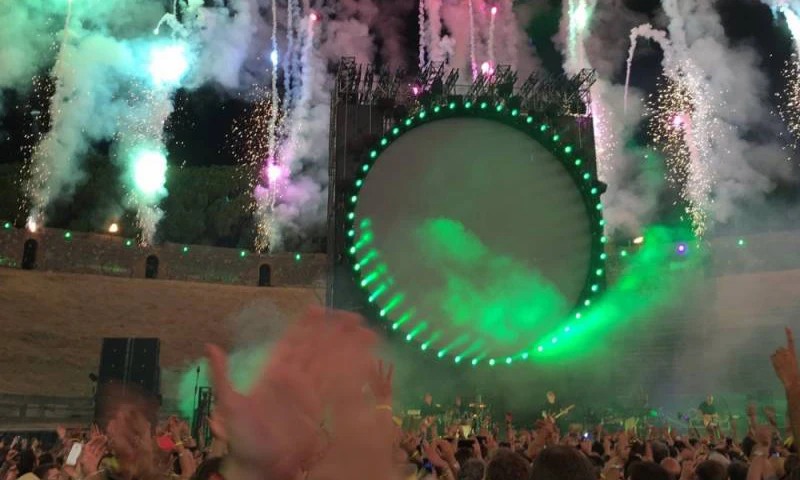 Live At Pompeii
