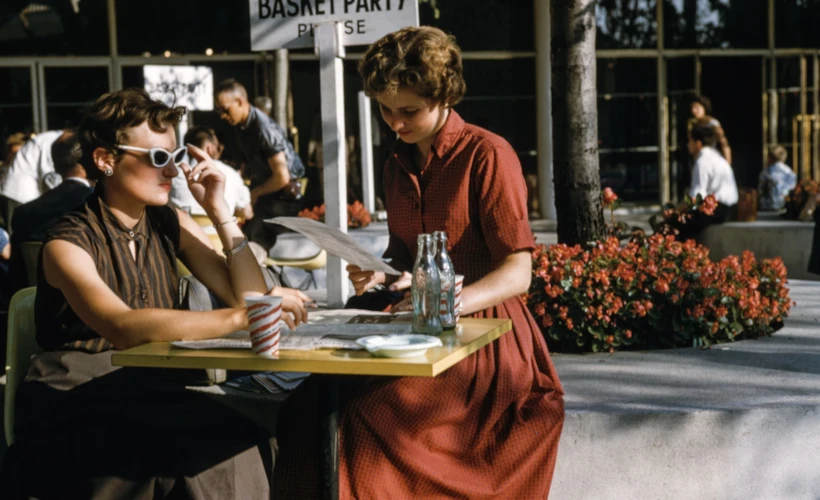 Vintage Esintisi: Tarzıyla İlham Veren Instagram Hesapları