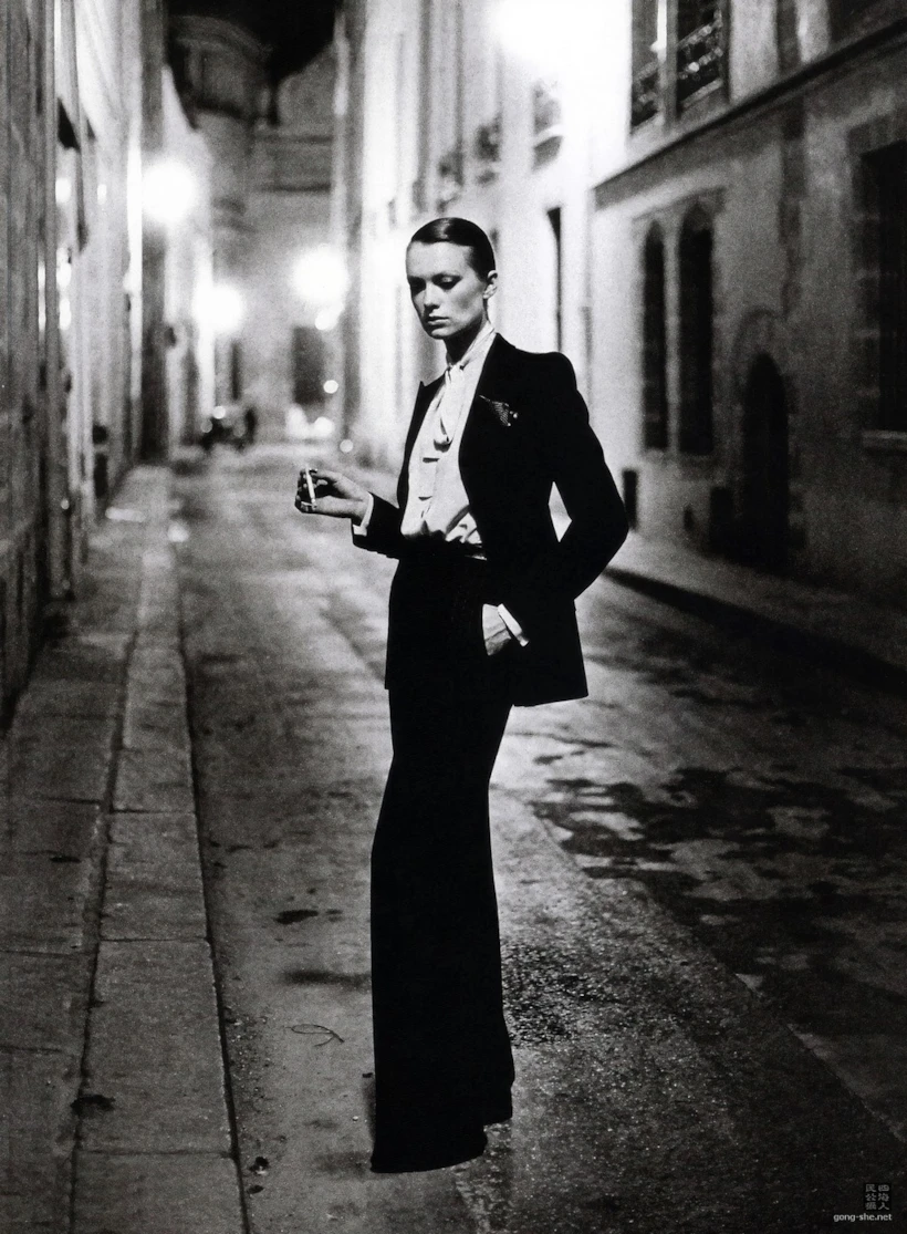 Le Smoking