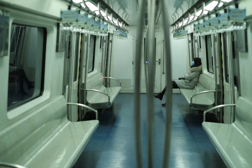 Pandemi günlerinde metrolardan manzaralar 