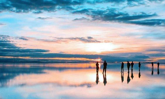 Salar de Uyuni Gölü