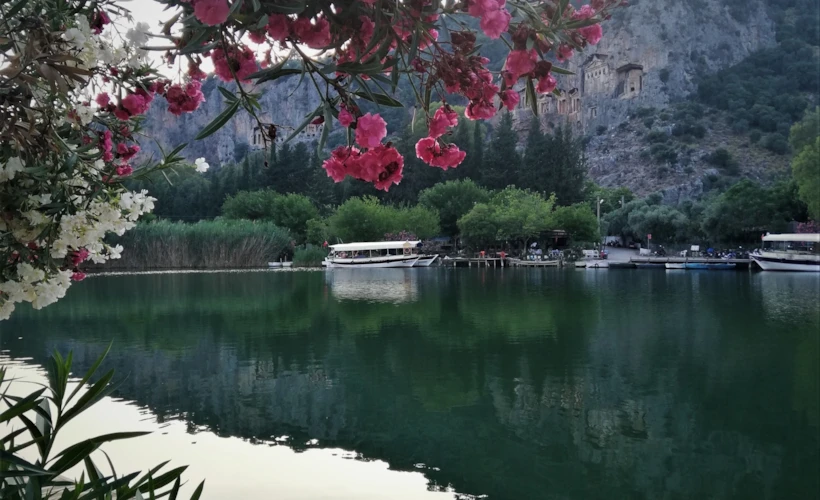 Dalyan: Ege'nin Saklı Diyarı'na Detaylı Bir Bakış