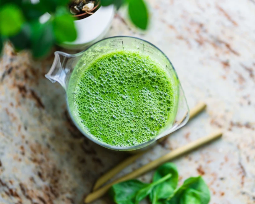  Yeşilliklerle Dolu Smoothie
