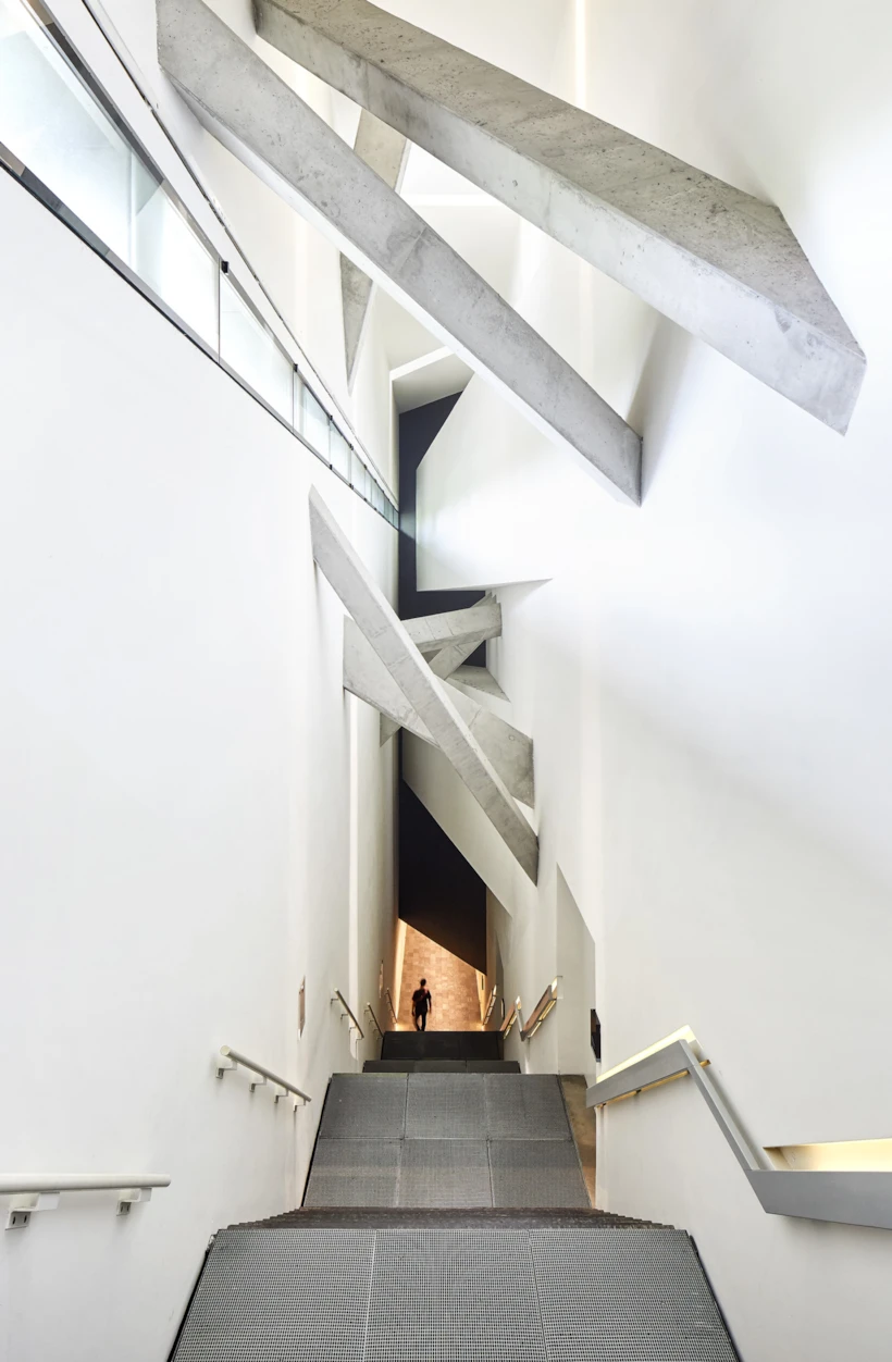 sdl_jewish-museum_huftoncrow_023