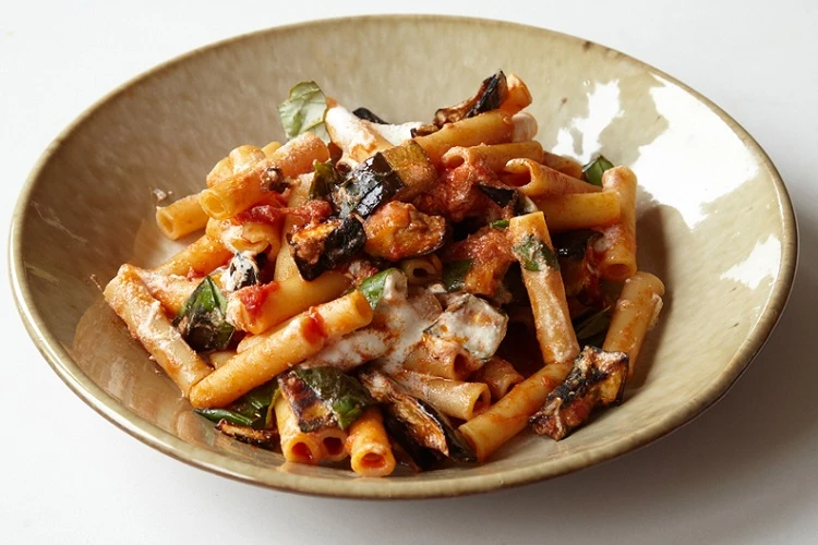İtalyan Makarnaları ve Sosları: Bolognese'den Gnocchi'ye