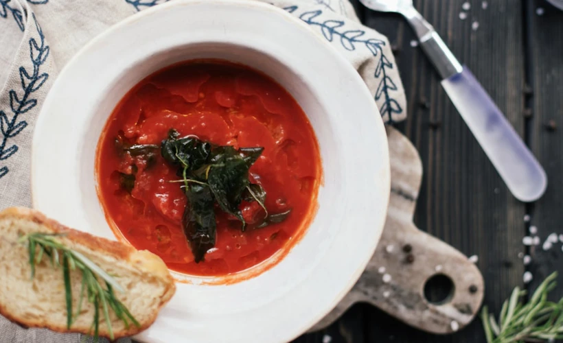 Gazpacho: Soğuk Servis Edilen Bir İspanyol Çorbası