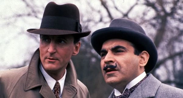 Hercule Poirot ve Arthur Hastings