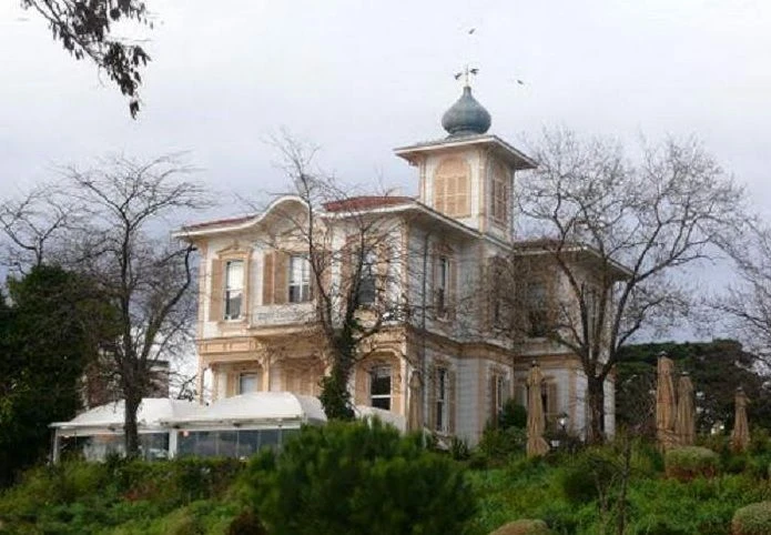 Theron Damon Köşkü