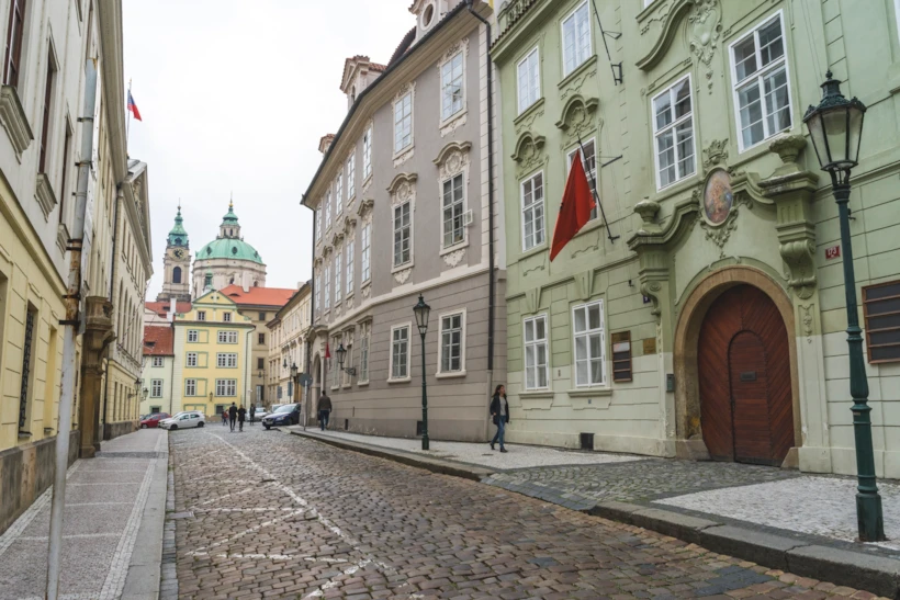 Prag
