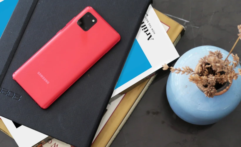 En Olmadık Zamanda Biten Telefon Şarjı: Tanıdık Geliyor Mu?