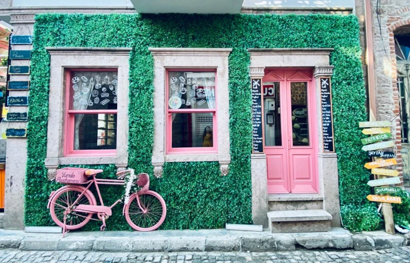 Cunda Adası Yunda Pastanesi