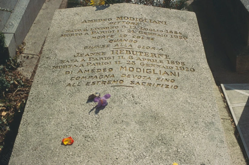 Modigliani ve Hebuterne'nin Mezar Taşı