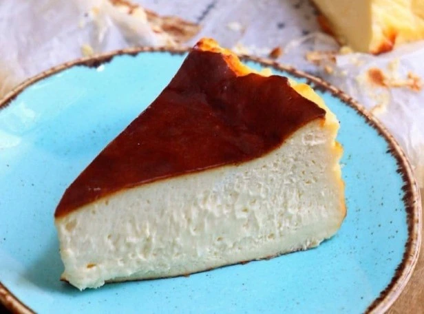 San Sebastian Cheesecake - Cupcakepembe